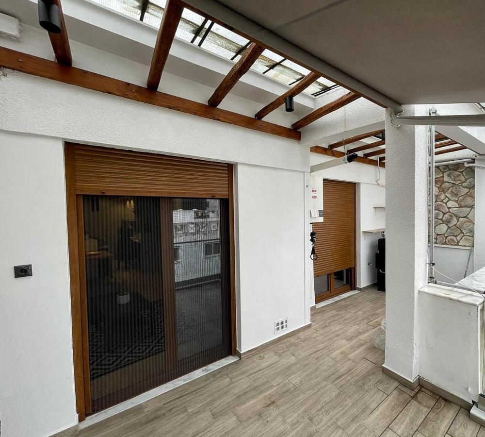 Luxury Townhouse Suite ลาริซา ภายนอก รูปภาพ