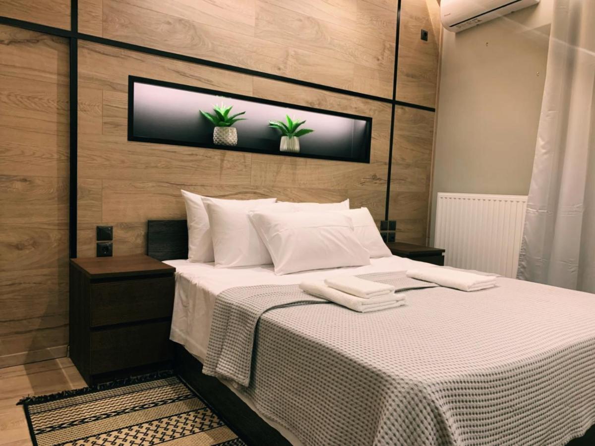 Luxury Townhouse Suite ลาริซา ภายนอก รูปภาพ