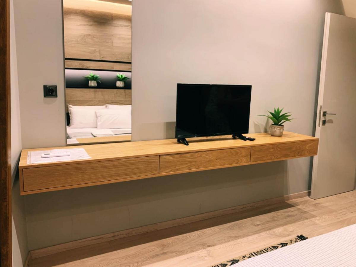 Luxury Townhouse Suite ลาริซา ภายนอก รูปภาพ