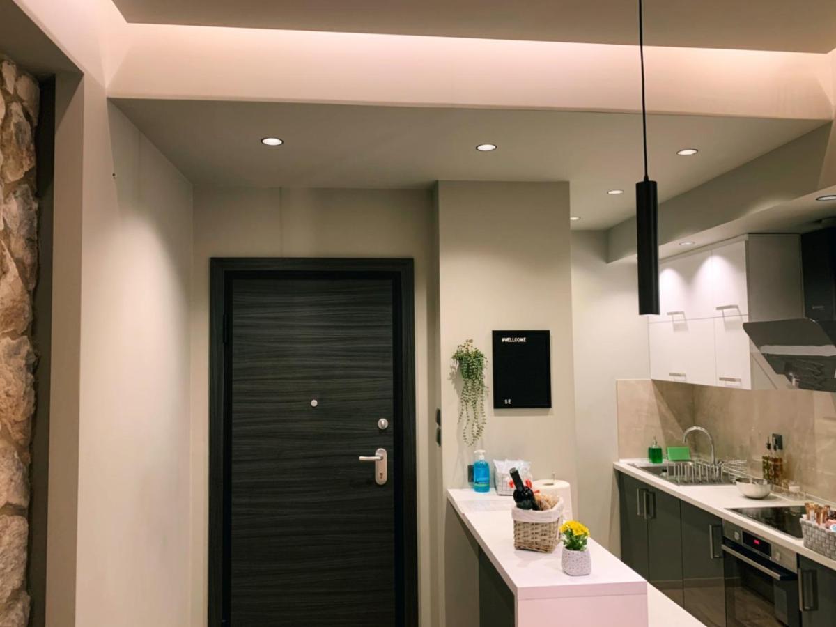 Luxury Townhouse Suite ลาริซา ภายนอก รูปภาพ